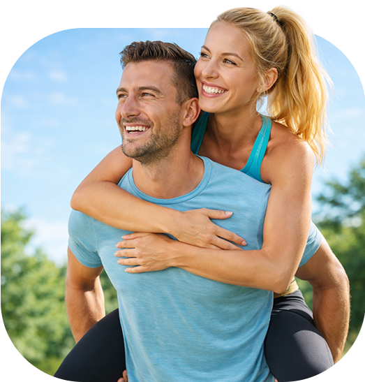 Couple receiving telehealth medication delivery from Snappy Scripts